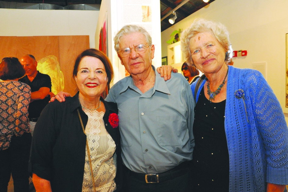 אלישבע ואהרון ברק ואורה גולדנברג (צילום: עירן שרעבי)