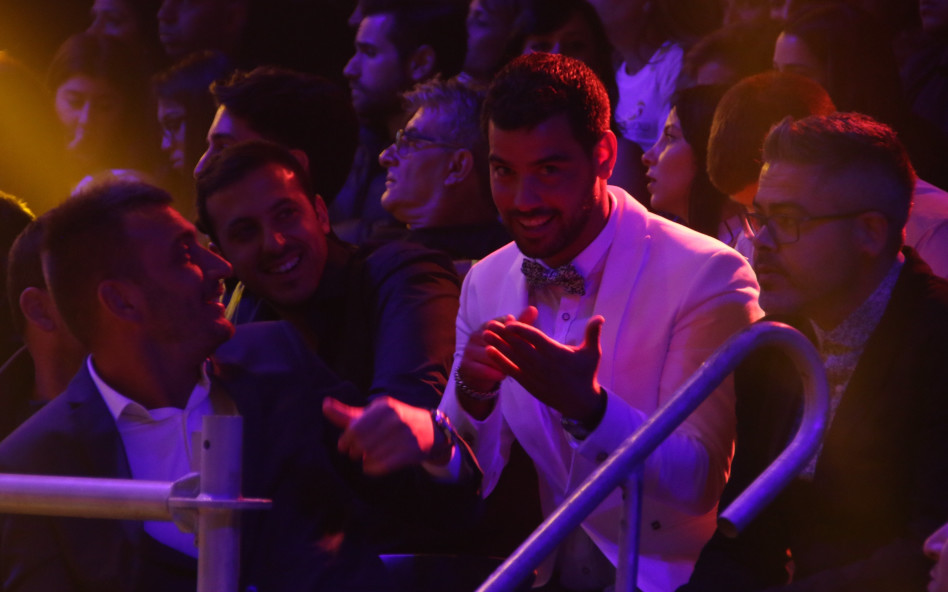 וזה כבר האח התאום, רועי בן נתן בקהל