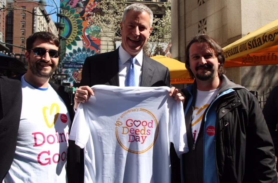 ג'ייסון אריסון, ביל דה בלאזיו ודיוויד אריסון (יח"צ)