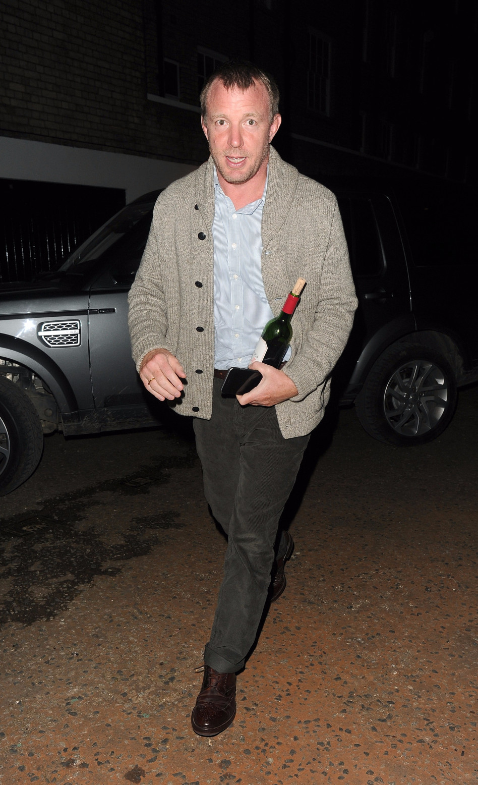 מנחה לשלום? גאי ריצ'י ( צילום: Splashnews)