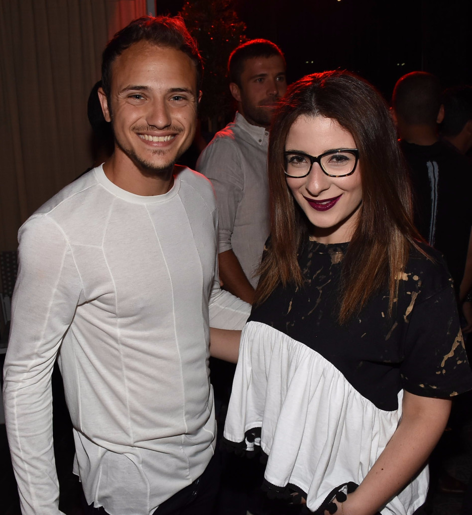 מורן מזור לפחות התאפרה וזה...