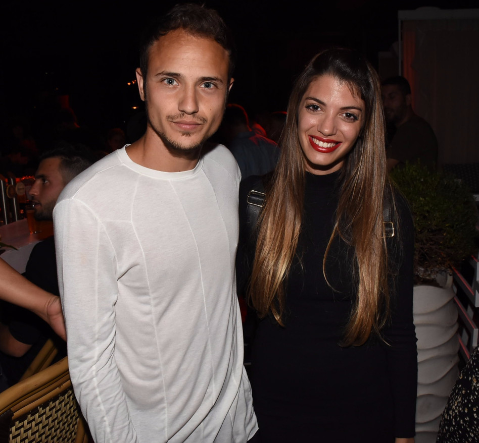 כמה מאושר תומר ירוחם נראה עם החברה הילה קרוגמן?