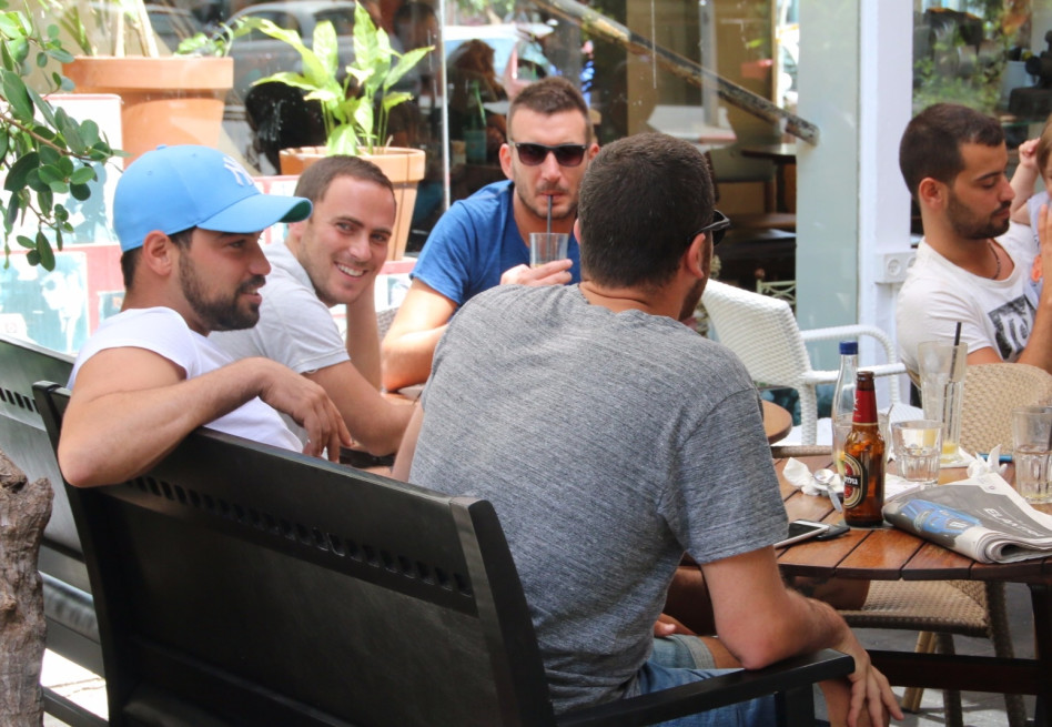 הנה האנשים שלו! אחיו של בן נתן והחבר'ה