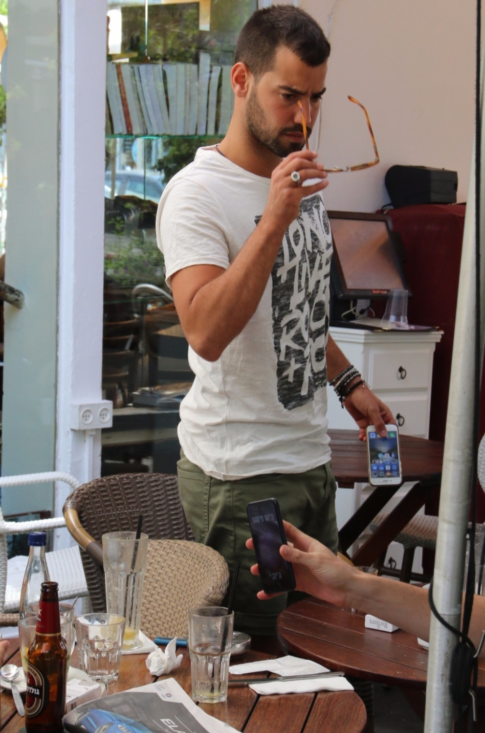 "יאללה, חבר'ה, זזתי לאהובתי!"