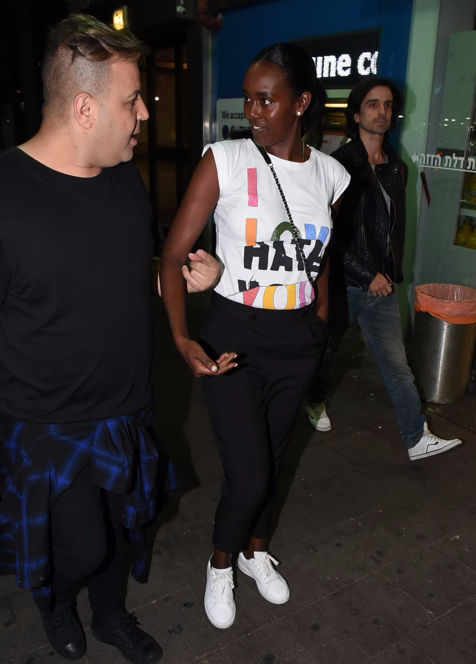 טהוניה רובל מבריקה