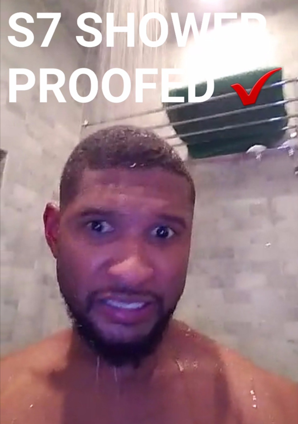 תתרחץ חמוד, אתה זקוק לזה לפחות כמו המעריצים. אשר