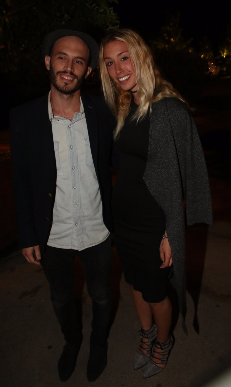 בקרוב אצלכם. נתן גושן וארוסתו