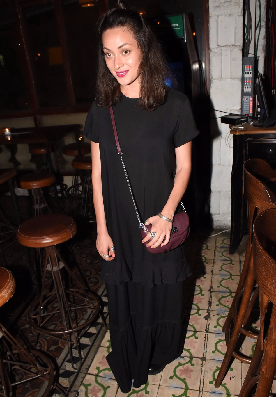 נפש עדינה. אנה ארונוב (יח"צ)