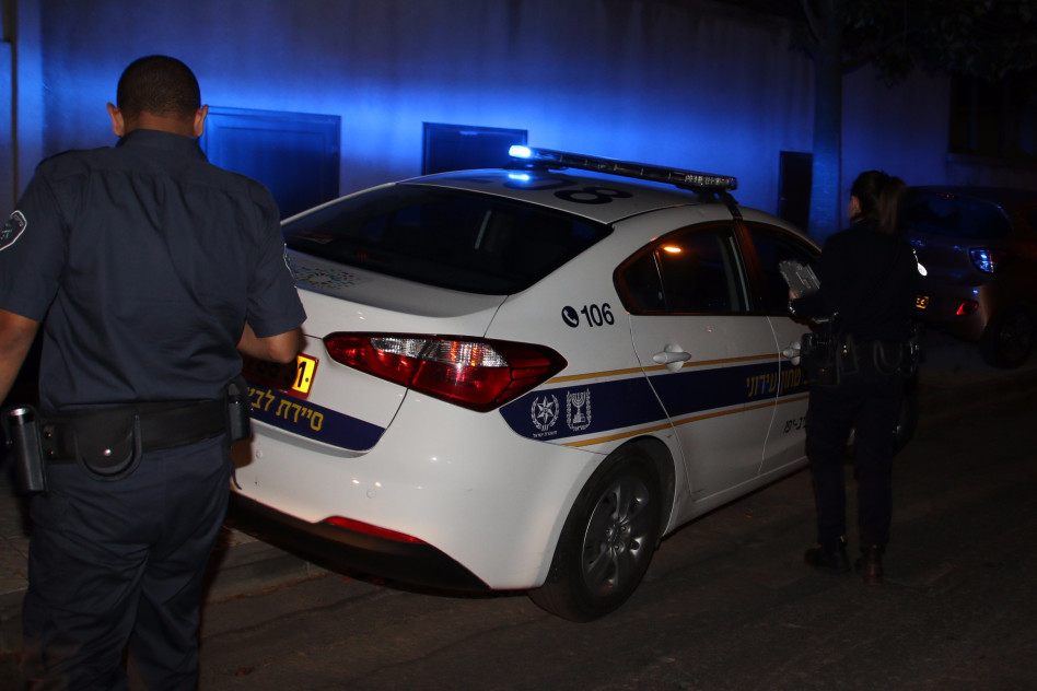 ואז, הגיע הניידת. דרמה