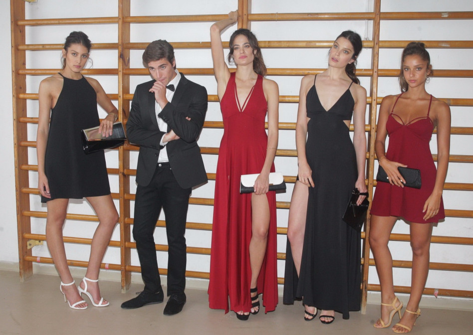 אפשר לתקתק ולזוז? הדוגמנים של קסטרו