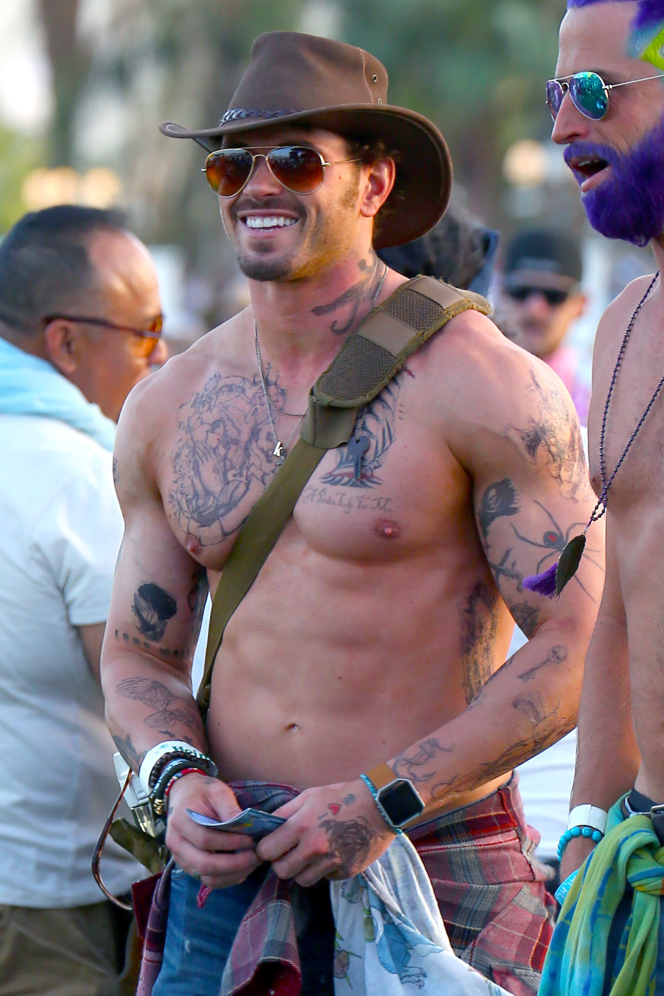 היוש, צ'ארמר. קלאן לוץ בפסטיבל קואצ'לה האחרון (צילום: Splashnews)