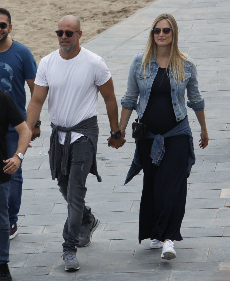 יאללה, לבחון בניין של גאודי. עזרא עם בר רפאלי בברצלונה