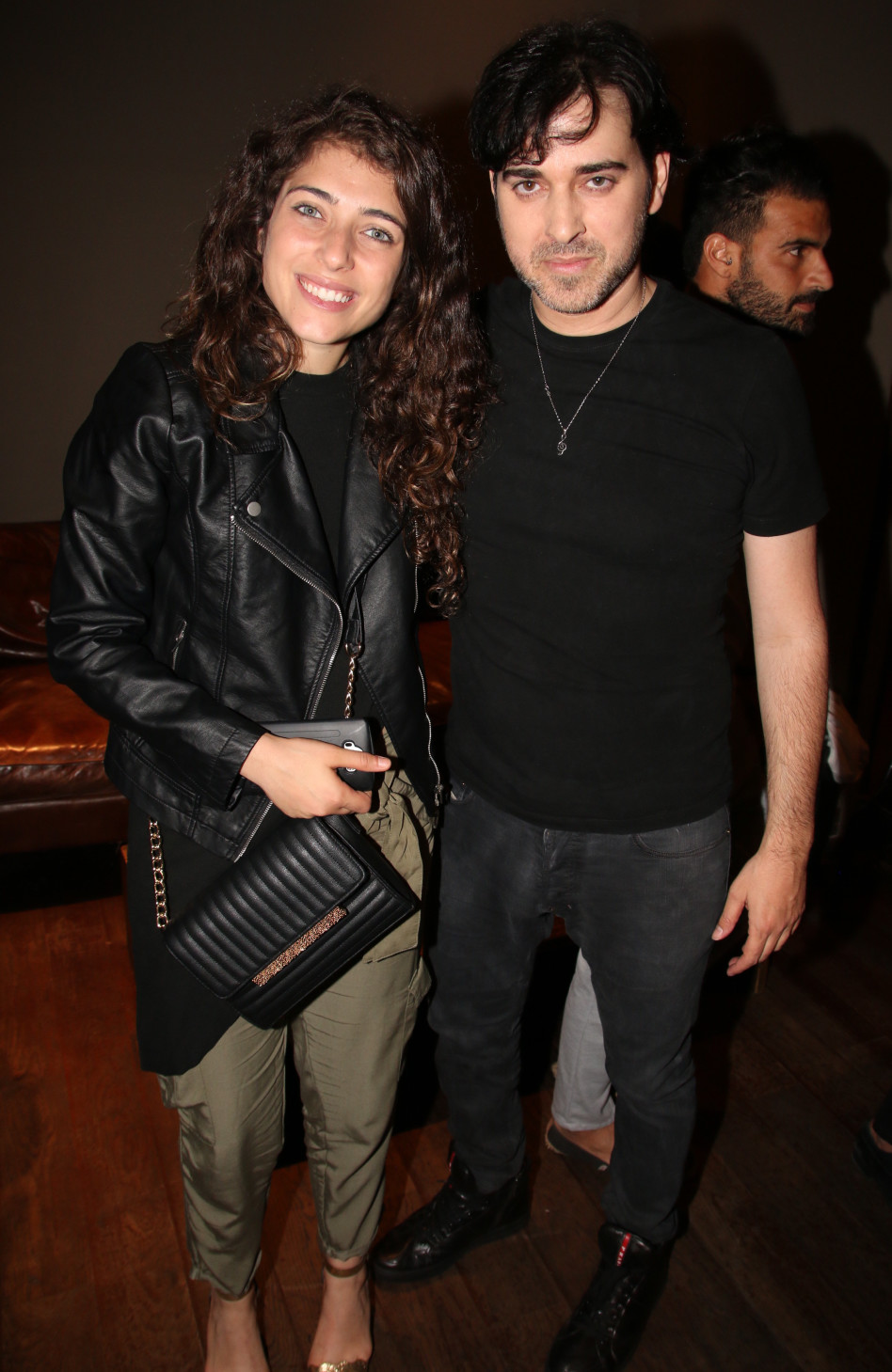 רוני, את בסדר? עם שגב