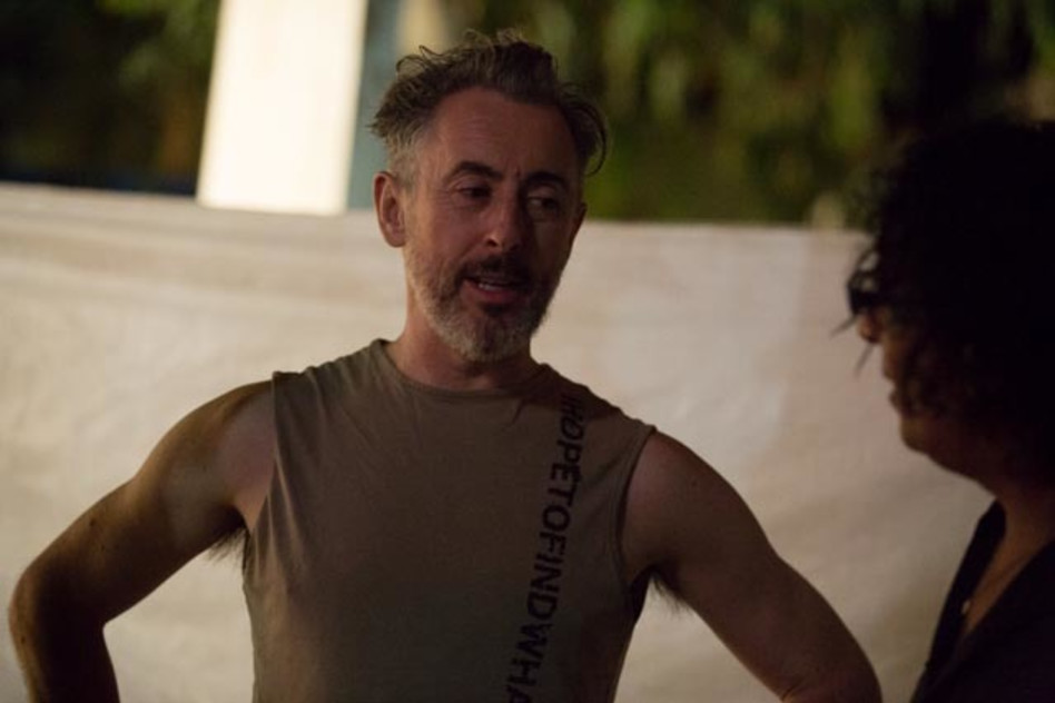 אלן קאמינג מדסקס גאווה עם יזהר