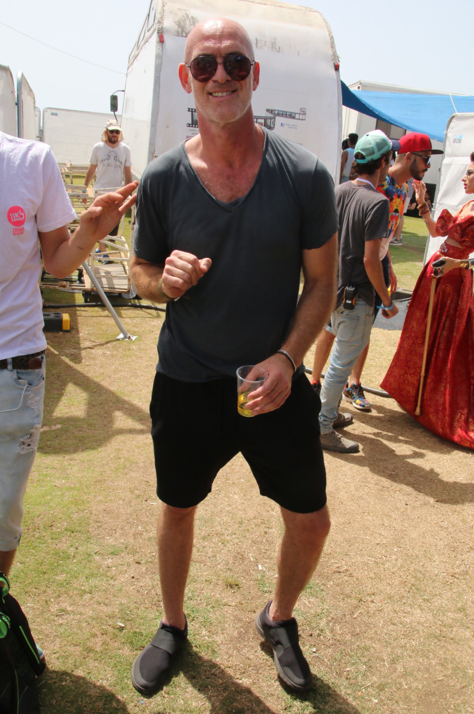 מוטי רייף מזיע!