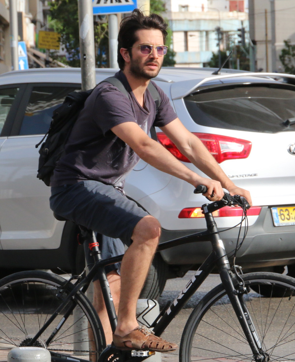 צ'ארמר עם אופן. רן דנקר (צילום: ניר פקין)