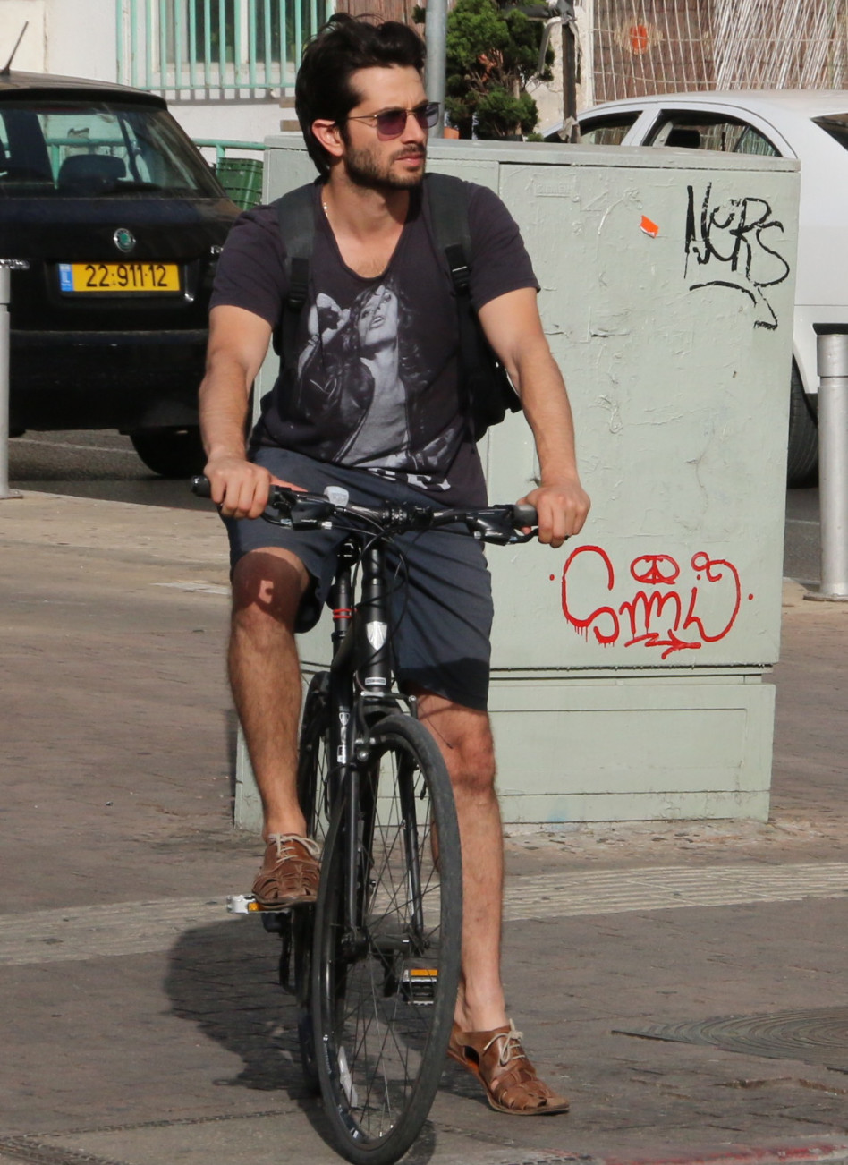 כן, מדובר בלארדדדדדד