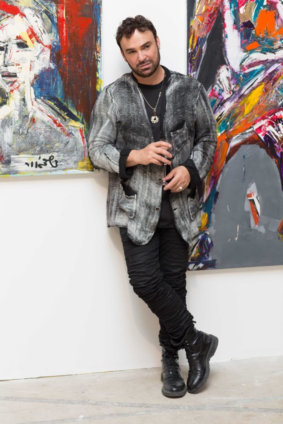 שומר על העולם צבעוני. דוד ד'אור