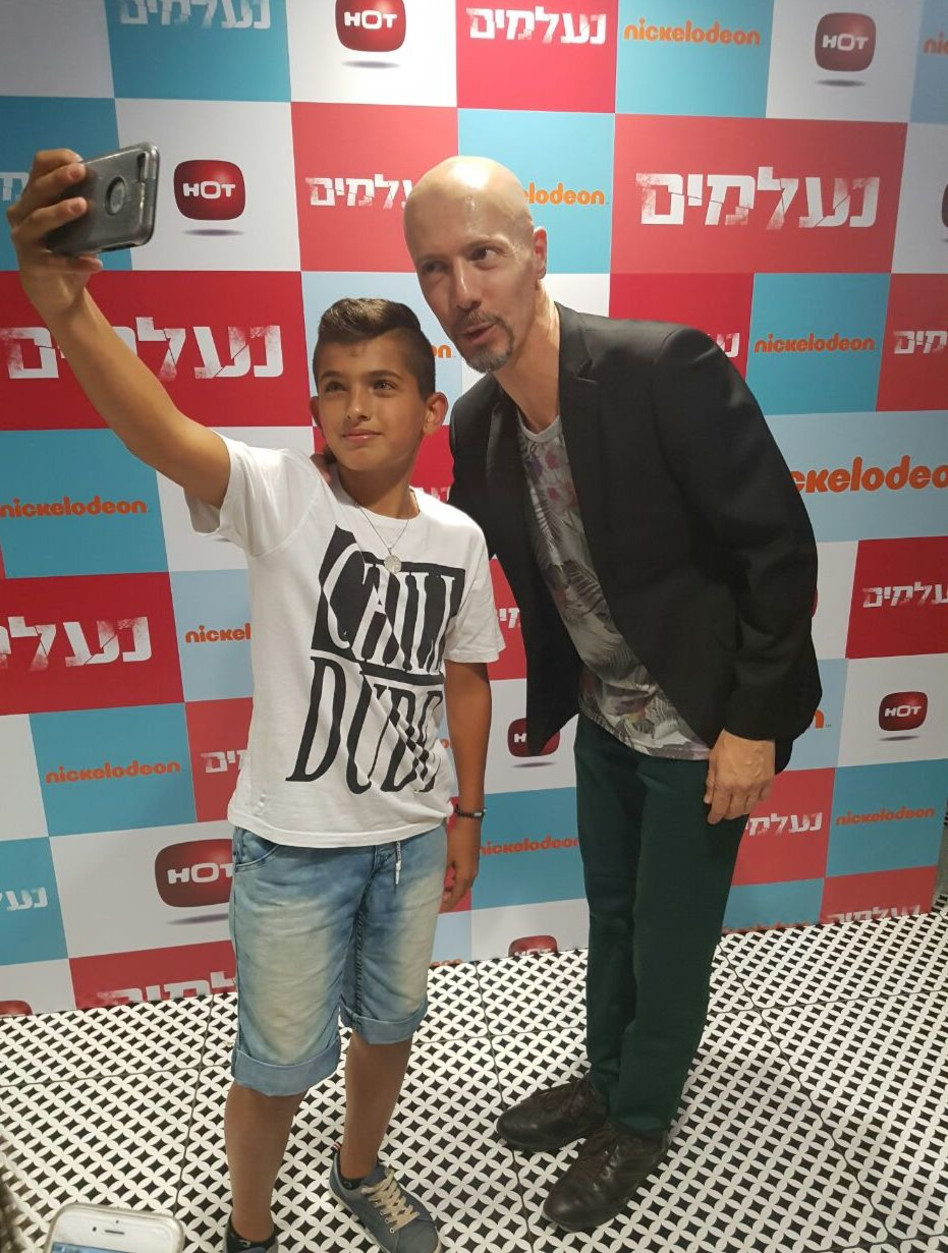 אחי, בוא לסלפי. יוסי טולדו וליאם גולן