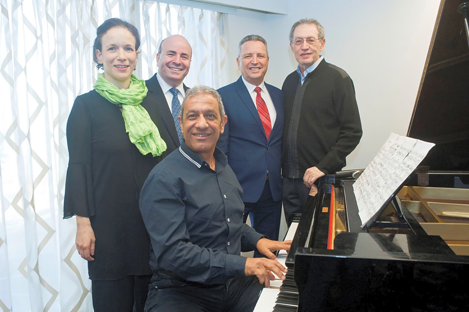 לאוניד רוזנברג, ליאור מוצ'ניק, רונן ניסנבאום, עופרה יצחקי ומאיר יצחק הלוי (צילום: מקסיםריידר)