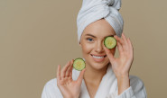 פרוסות מלפפון לטיפוח עור אסתטי (צילום: אינגאימג')