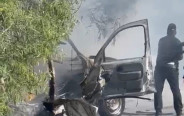 רכב שנפגע בתקיפת מזל"ט ישראלי בלבנון (צילום: רשתות ערביות, שימוש לפי סעיף 27 א')