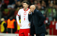 מאמן נבחרת פולין, מיכאל פרובירז', עם רוברט לבנדובסקי (צילום: GettyImages, Mateusz Slodkowski)