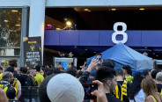 אוהדי בית"ר ירושלים בכניסה לאצטדיון בלומפילד (צילום: תיעוד ברשתות חברתיות לפי סעיף 27 א' לחוק זכויות יו)
