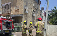 בדירה ברחוב הפלמ"ח בגבעתיים (צילום: דוברות כיבוי והצלה)