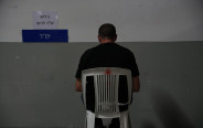 עצור מהפשיטה של המשטרה על ארגוני הפשיעה בדרום (צילום: דוברות המשטרה)