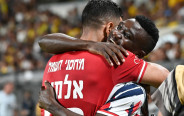 אילון אלמוג, קינגס קאנגווה (צילום: ברני ארדוב)
