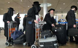 חרדים בדרך לאומן (צילום: יוסי זליגר, פלאש 90)