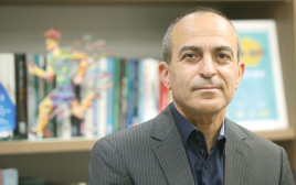 רוני גמזו (צילום: מרק ישראל סלם)