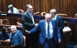 אביגדור ליברמן וגדי איזנקוט  (צילום: יונתן זינדל, פלאש 90)