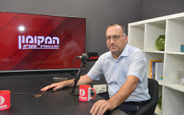 רן קוניק ראש עירית גבעתיים (צילום: אבשלום ששוני)