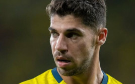 מנור סולומון (צילום: עמוד האינסטגרם הרשמי של ויאריאל)