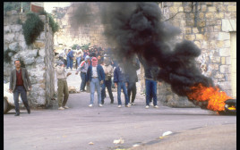 אינתיפאדה ראשונה רמאללה (צילום: ארכיון לעמ)