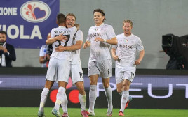 הוילונד ומקטומיניי (צילום: Gabriele Maltinti / Stringer)