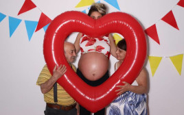 סלפי לאב. ורד ניסים (צילום: מוז"א - מוזיאון ארץ ישראל)