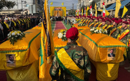 הלוויה של חיזבאללה (צילום: רויטרס)