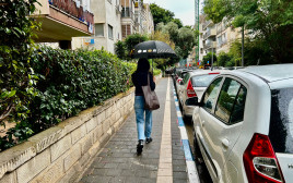 מטריה, גשם, חורף (צילום: אבשלום ששוני)