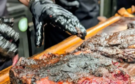 האסאדו של "פיטמאסטר" (צילום: מערכת וואלה, יניב גרנות)