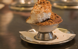 "שמנא" (צילום: אלעד ברנגה)