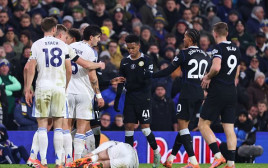 שחקני צ'לסי מאוכזבים (צילום: Robbie Jay Barratt - AMA / Contributor)