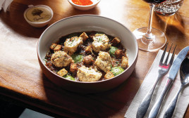 מח עגל. מסעדת "פופינה" (צילום: חיים יוסף)