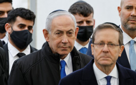 בנימין נתניהו, יצחק הרצוג (צילום: REUTERS/Amir Cohen)