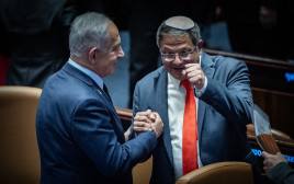 איתמר בן גביר ובנימין נתניהו (צילום: יונתן זינדל פלאש 90)