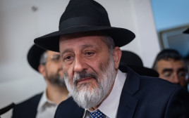 אריה דרעי, יולי 2025 (צילום: יונתן זינדל, פלאש 90)