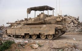 פעילות כוחות חטיבה 7 לטיהור מזרח רפיח במרחב הקו הצהוב (צילום: דובר צה"ל)