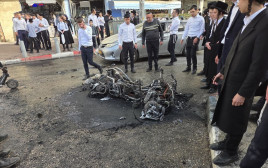 אופנוע שעלה באש ונשרף בבני ברק  (צילום: רשתות חברתיות, שימוש לפי סעיף 27 א')